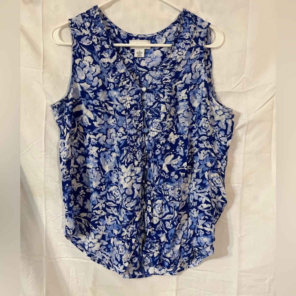 Liz Claiborne Blue and White Sleeveless top. AA - Picture 1 of 6